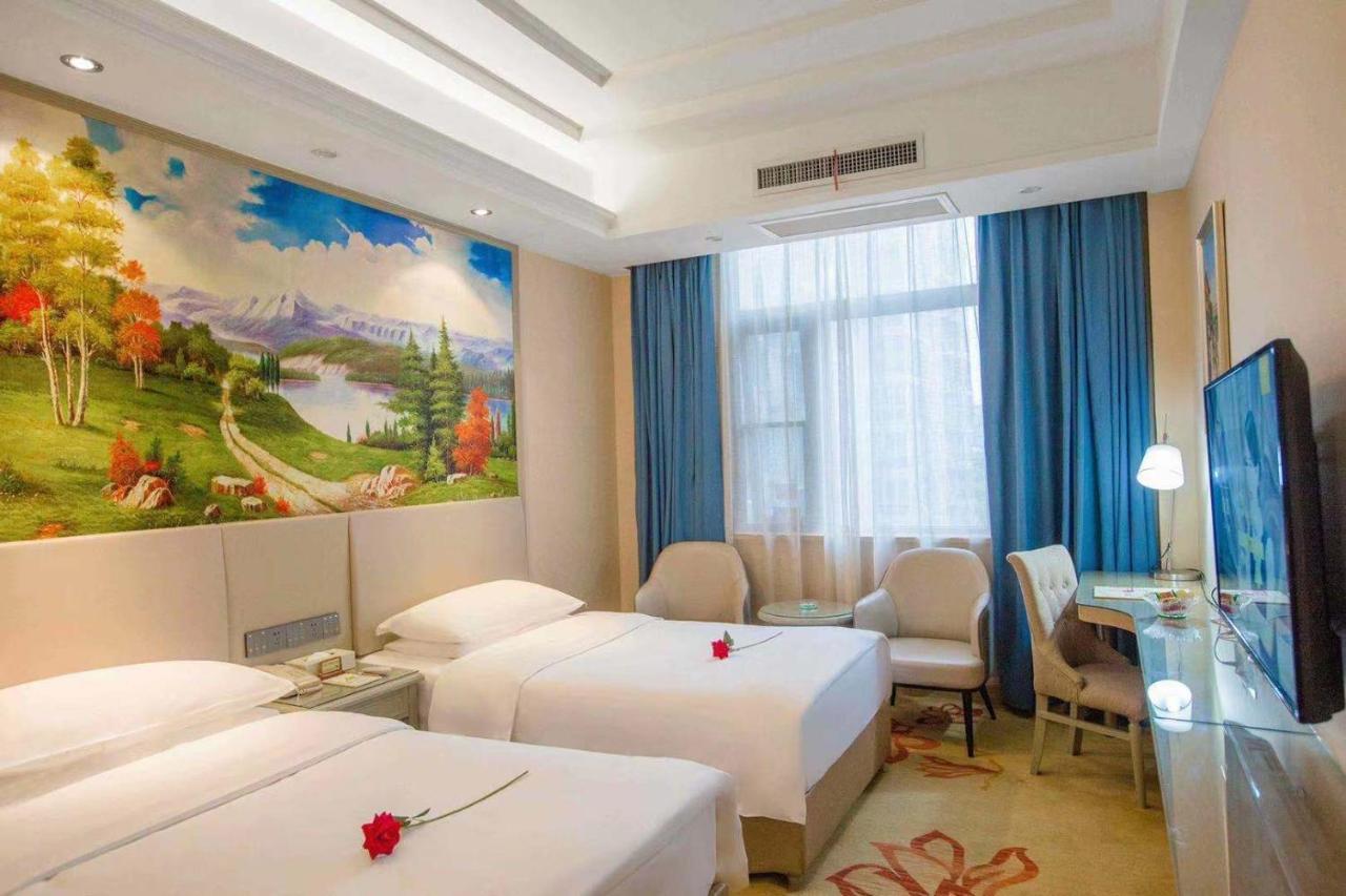 Vienna Hotel Nanyang People Road Εξωτερικό φωτογραφία