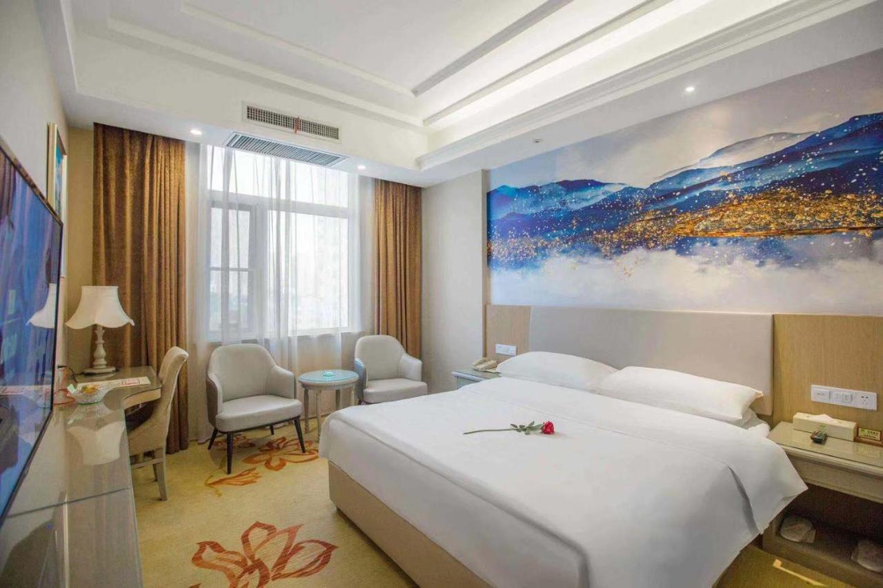 Vienna Hotel Nanyang People Road Εξωτερικό φωτογραφία